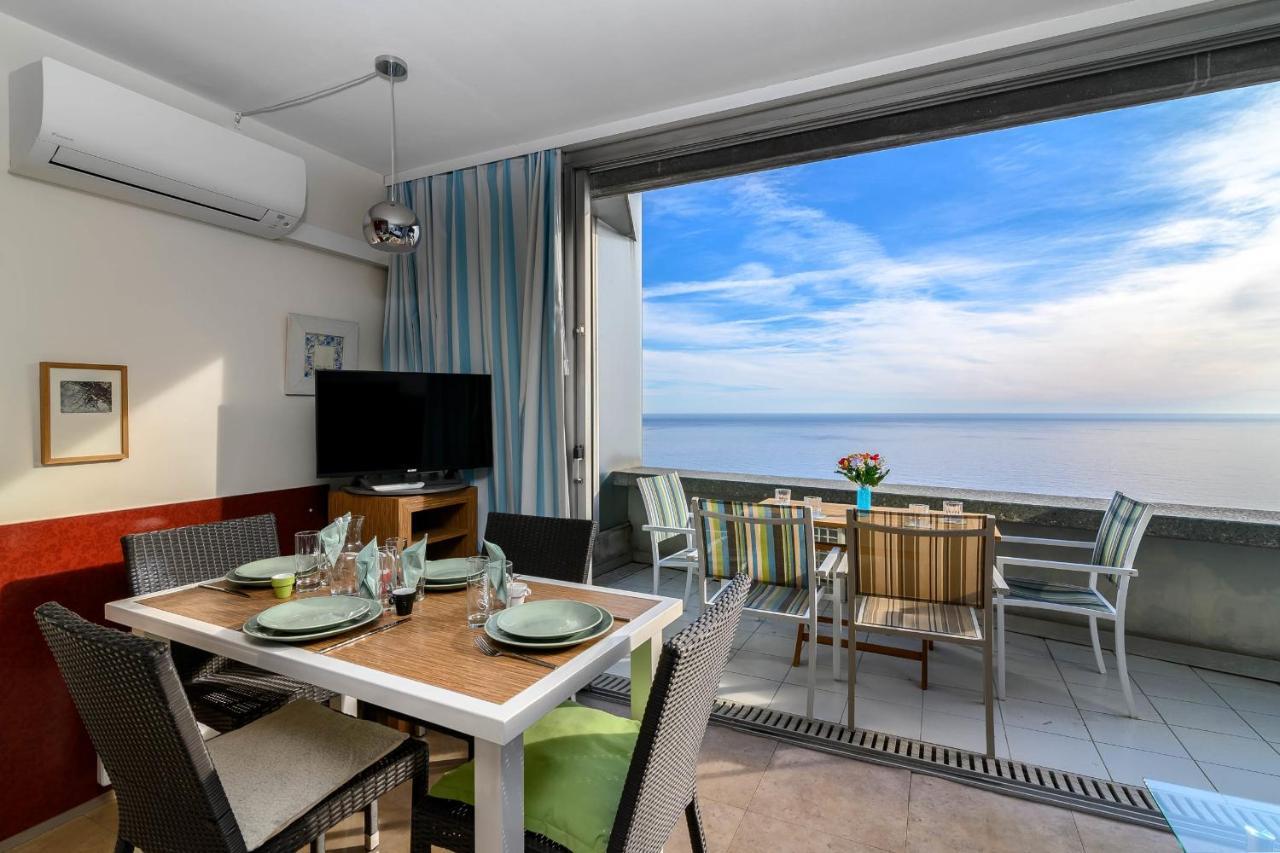 カップダイユCosta Furnished Flatアパートメント エクステリア 写真